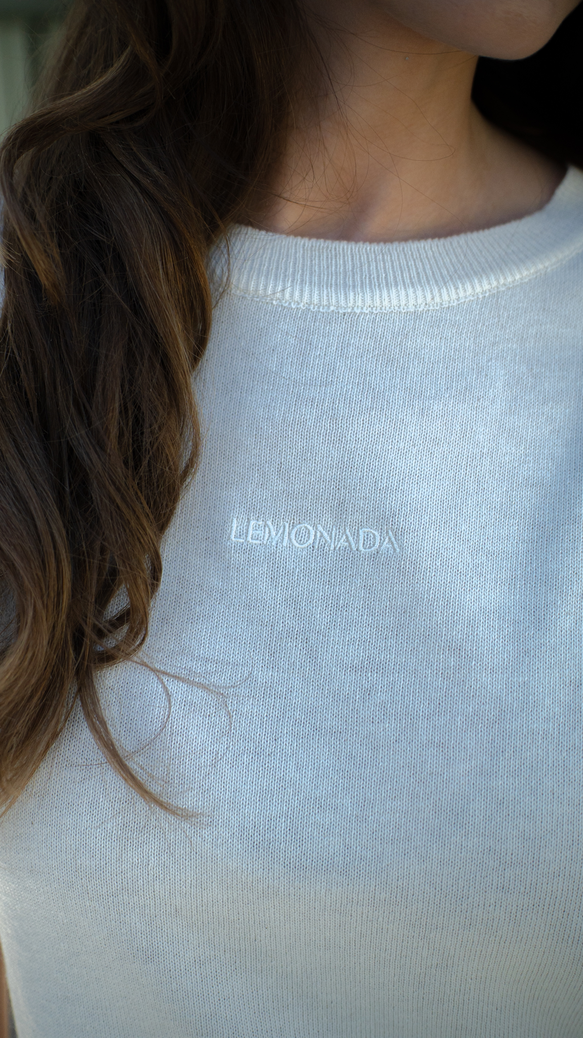 LEMONADA Sweter cienki z logo krem - obrazek 3