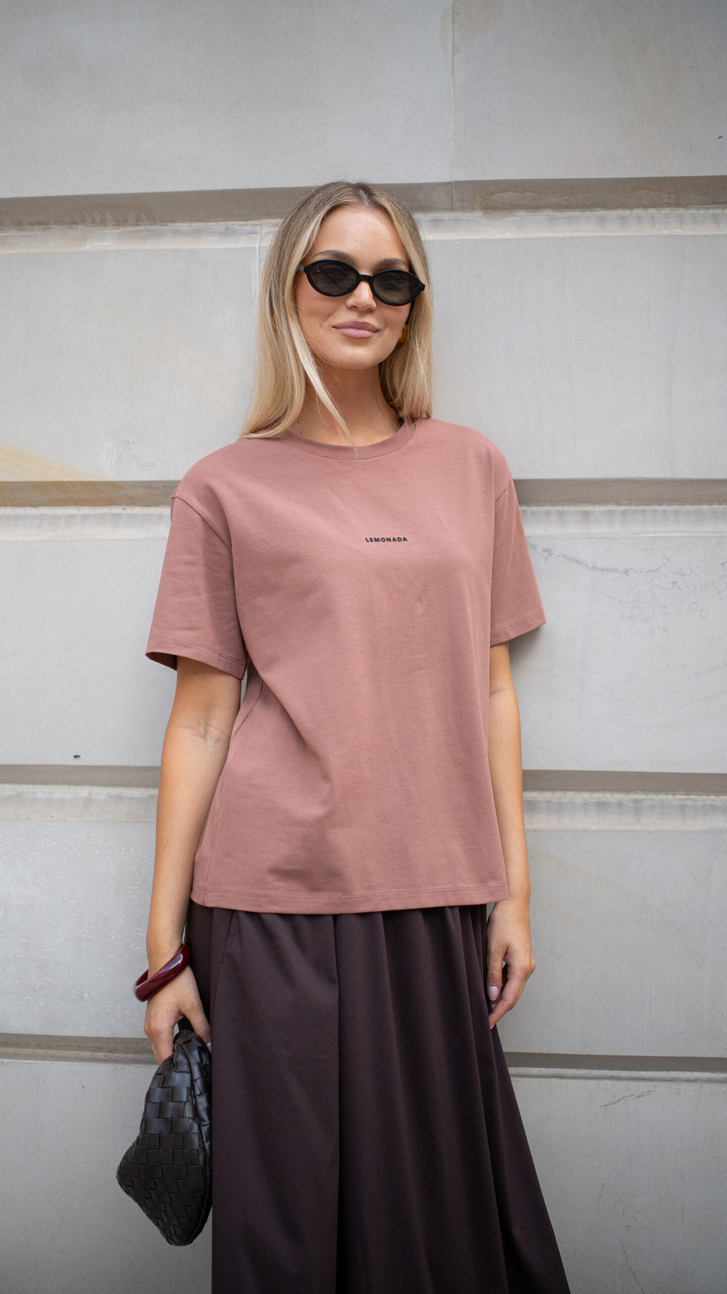 LEMONADA T-Shirt wytłaczany napis łososiowa - obrazek 2