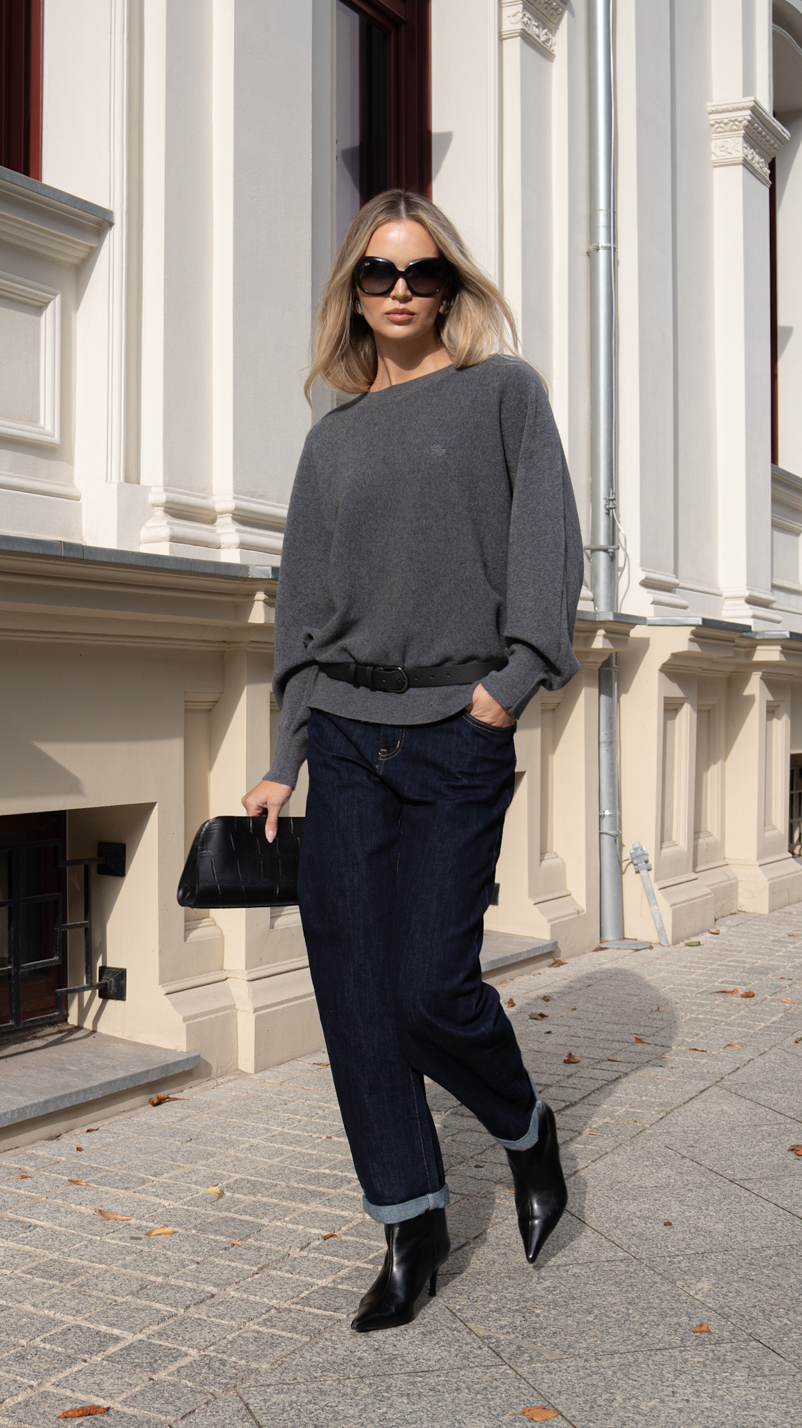 Sweter Yvette — szary