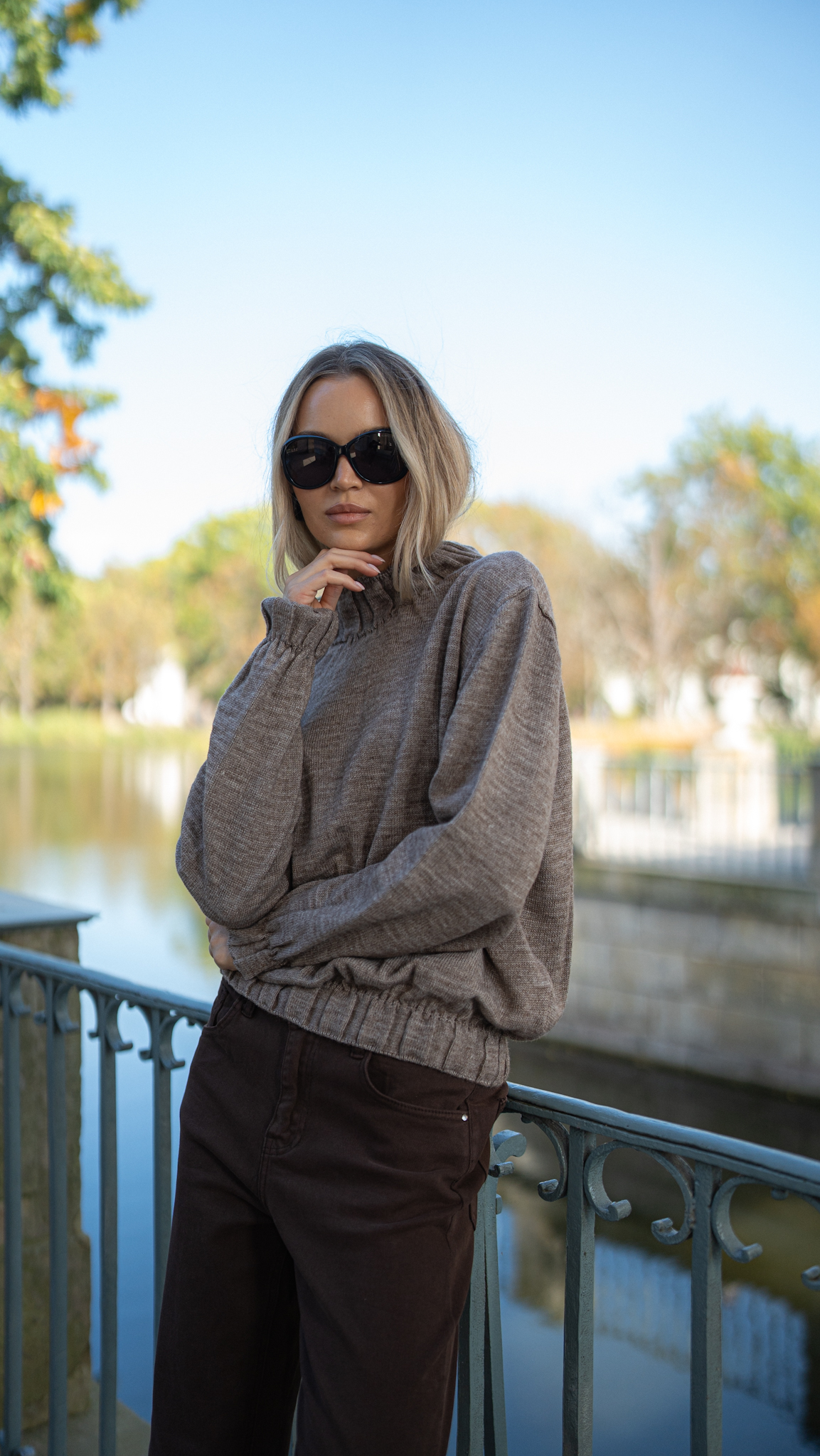 Sweter Camille — beż - obrazek 3